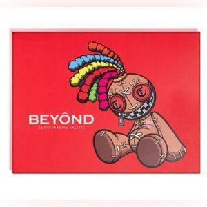 Beyond 24 Shimmer and Matte 24R Eyeshadow Pallette